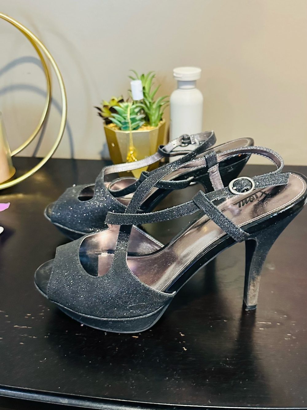 Women's Black Glitter Strappy High Heel Sandals